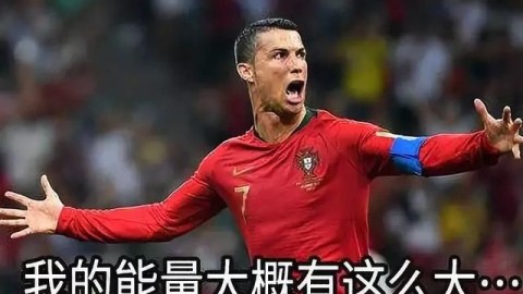 拟用五个“粘着梅西”的小球员，把追星演绎成足球最动人风景线（28字）